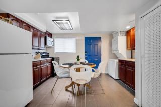 Brighton Basement Suite Near Park & Light Rail - 0
