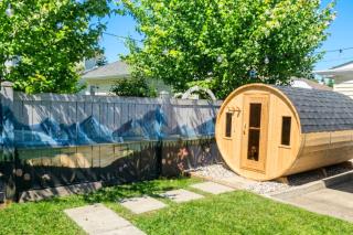 Nordic Spa Escape - Hot Tub - Fire Table - BBQ - Barrel Sauna - 6