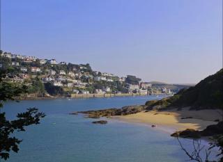 22 The Salcombe Central Pool Parking - 6
