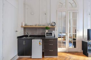Leonardo Da Vinci Aparts 1A by MOT Rentals - 9