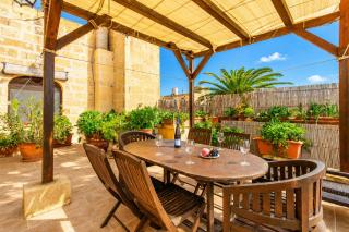 Villayana Gozitan Farmhouse with pool - Happy Rentals - 8
