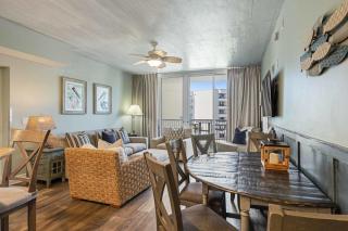 Fourth Floor Oceanfront Condo with Shared Pool High-Speed WiFi & Central AC - 4