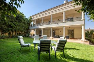 Grand 5BR Villa with Garden By 5A at New Cairo - 7