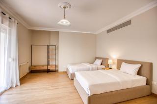 Grand 5BR Villa with Garden By 5A at New Cairo - 1
