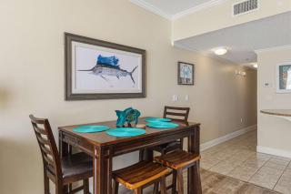 Inviting 4th Floor Condo On Okaloosa Island Gulf-Front Views Shared pool - 3