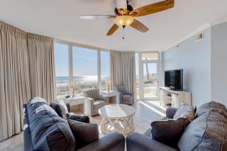 Beachy Gulf-front condo at Waterscape Waterfall lazy river barbecue grills - 9