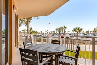 Ground-Floor Condo At Waterscape 490 Feet Of Private Beach - 8