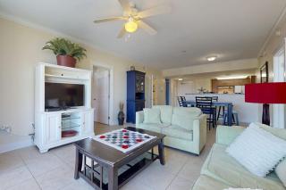 Spacious Ground-Floor Condo At Waterscape 490 Feet Of Private Beach - 7