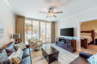 Second floor beachfront condo with pool and hot tub access w&D and central AC - 6