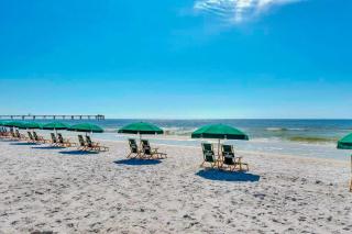 Picturesque Condo At Waterscape Steps To Beach 490 Feet Of Private Beach - 8