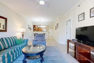 Picturesque Condo At Waterscape Steps To Beach 490 Feet Of Private Beach - 6