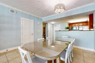 3rd Floor Bright Welcoming Condo At Waterscape Waterfall Lazy River - 1