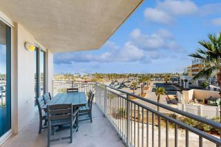 3rd Floor Upscale Welcoming Condo At Waterscape Waterfall Lazy River - 0