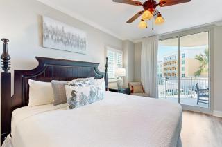 3rd Floor Upscale Welcoming Condo At Waterscape Waterfall Lazy River - 1