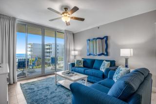 Elegant oceanfront condo with Gulf views central AC and shared pool & hot tub - 7