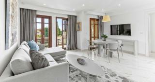 DB12 Adjacent to Aphrodite Hills – Communal Pool - 0
