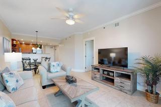 Condo in Gulf Front Resort w Shared Amenities w Pool & Hot Tub - 8