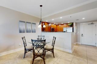 Condo in Gulf Front Resort w Shared Amenities w Pool & Hot Tub - 6