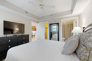 Condo in Gulf Front Resort w Shared Amenities w Pool & Hot Tub - 2