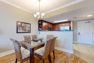 3rd Floor Exquisite Condo At Waterscape Children's Playground 2 Hot Tubs - 2