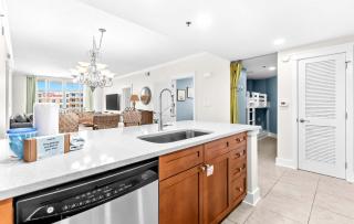 Spacious Beachy Condo On Okaloosa Island w Playground and Two Hot Tubs Access - 4