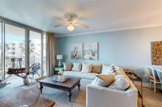 3rd Floor Inviting Condo On Okaloosa Island 490 Feet Of Private Beach - 0