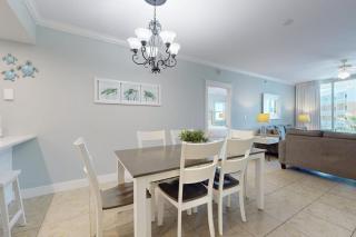 Elegantly Decorated Condo On Okaloosa Island Waterfall Lazy River - 4