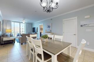 Elegantly Decorated Condo On Okaloosa Island Waterfall Lazy River - 3