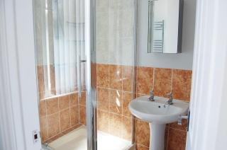 Spacious 2 bedroom apartment in Swanage centre - 1
