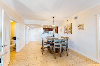 4th-floor beach-chic condo at waterscape - waterfall & lazy river - 5