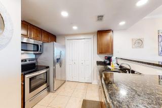 4th-floor beach-chic condo at waterscape - waterfall & lazy river - 3