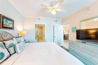 4th-floor beach-chic condo at waterscape - waterfall & lazy river - 1