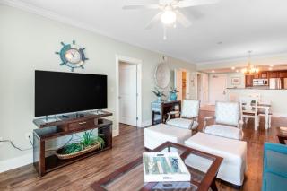 Beach-Chic Condo On Okaloosa Island Steps To Beach Lazy River - 7