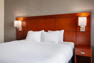 Courtyard by Marriott Pittsburgh Airport - 3