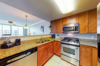 Warm Welcoming Condo On Okaloosa Island 490 Feet Of Private Beach - 7