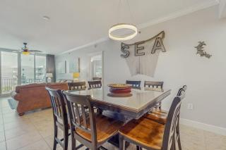 5th-Floor Condo w Pool & Ocean Views Balcony Shared Outdoor Pool Hot Tub Gym - 3