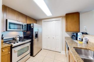 Inviting Gulf-Front Condo At Waterscape 490 Feet Of Private Beach - 5