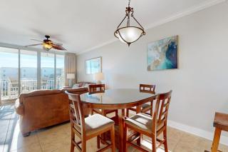 Inviting Condo On Okaloosa Island Children's Playground 2 Hot Tubs - 3