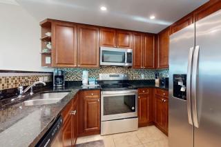 Inviting Condo On Okaloosa Island Children's Playground 2 Hot Tubs - 2