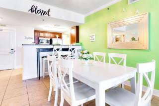 5th Floor Bright Welcoming Condo At Waterscape Waterfall Lazy River - 4