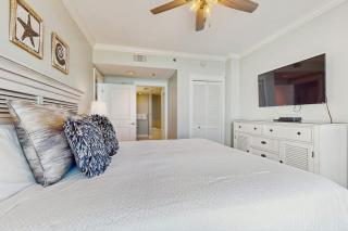 Spacious Rental w Views Of The Gulf Beach Service Walk To Restaurants - 1