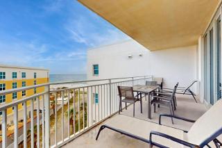 Sunny Waterscape 6th-floor condo with pools hot tubs & stunning Gulf views - 9