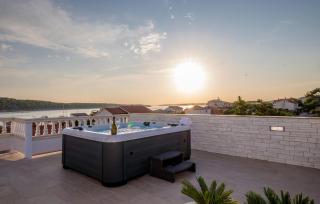 1 Bedroom Lovely Apartment In Rab Barbat - 1