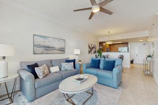 Beachview Condo with full kitchen shared pool and beach access - 7