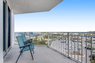 6th Floor Welcoming Condo At Waterscape 490 Feet Of Private Beach - 9