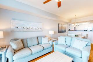 Elegant Decorated Condo At Waterscape Waterfall Lazy River - 8