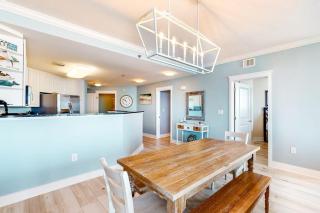Exquisite Gulf-front 1st-floor condo At Waterscape Waterfall lazy river - 2