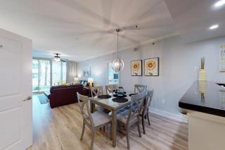 Handicap accessible ground-floor condo on Okaloosa Island Waterfall Lazy River - 5