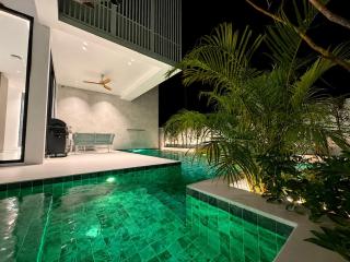 Coconut Grove Villa Controlled by Alexa - 2