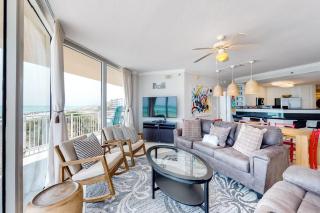Beachfront Condo with Private Beach & Access Balcony Ocean View & WiFi - 8